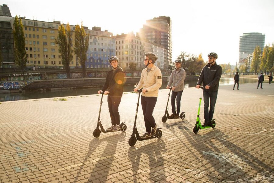 Krakow: 2h Old Town Scooter Tour - Why an e-scooter works well in Krakow