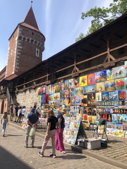 Krakow: 3-Hour Guided Secret Foodies Tour - Starting with zapiekanka at Plac Nowy
