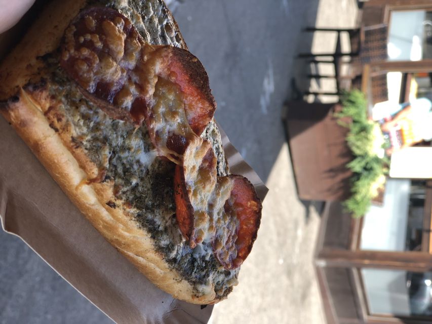 Krakow: 3-Hour Guided Secret Foodies Tour - Krakow’s medieval square, beer, and bigos