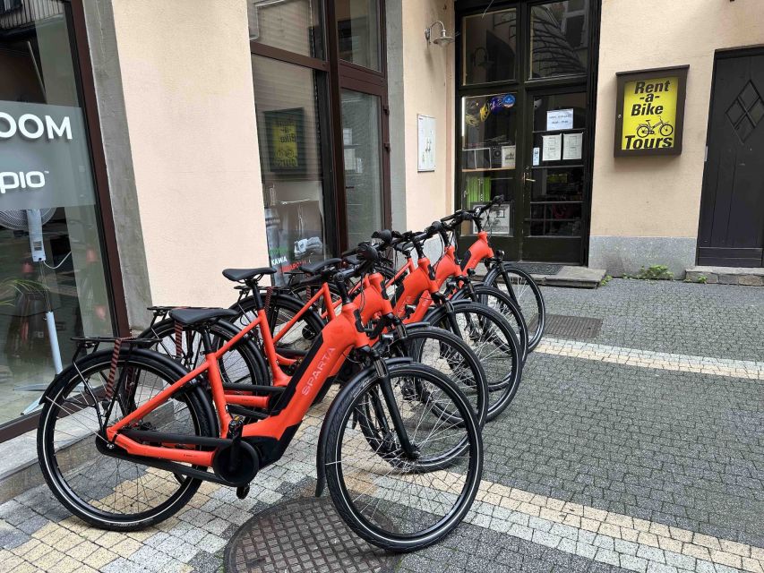 Krakow: 3-Hour Small Group Tour on E-Bike - What the guides add to the ride
