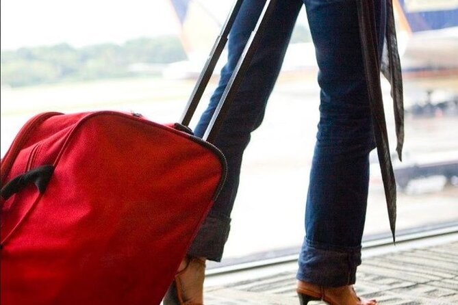 Krakow Airport Arrival Transfer - Finding your driver after landing