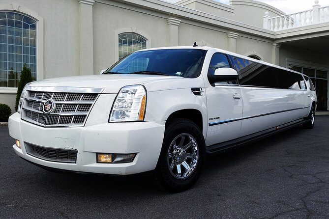 Krakow Airport (KRK) Premium Limo Transfer - Meeting your chauffeur at Balice Airport
