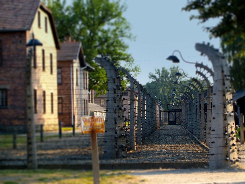 Krakow: Auschwitz Birkenau Museum Guided Tour with Pickup - Key points to know before booking