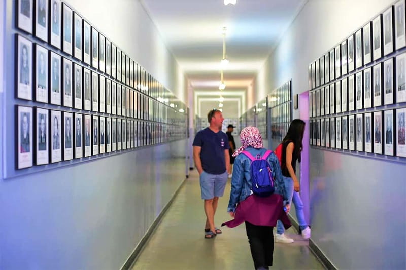 Krakow: Auschwitz-Birkenau Private Guided Tour - Cancellation and booking flexibility