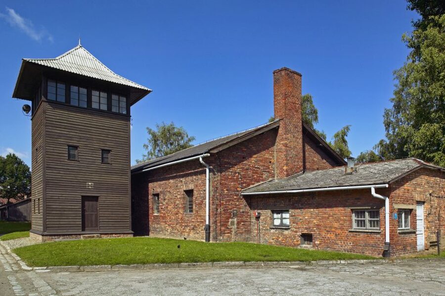 Krakow: Auschwitz Guided Tour with Optional Hotel Pickup - Is the $69 price good value?