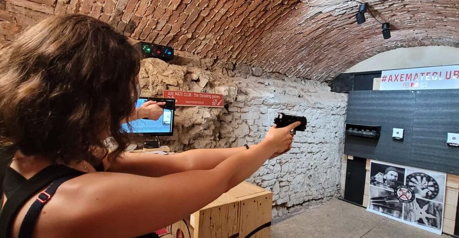 Krakow: Axe Mate Club Shooting Range Entry Ticket - The CZ 75 pistol: a manageable first challenge