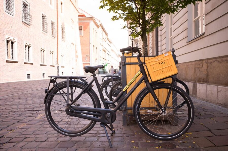 Krakow: Bike Tour of Old Town, Jewish Quarter and the Ghetto - Schindler’s List Passage and the former ghetto