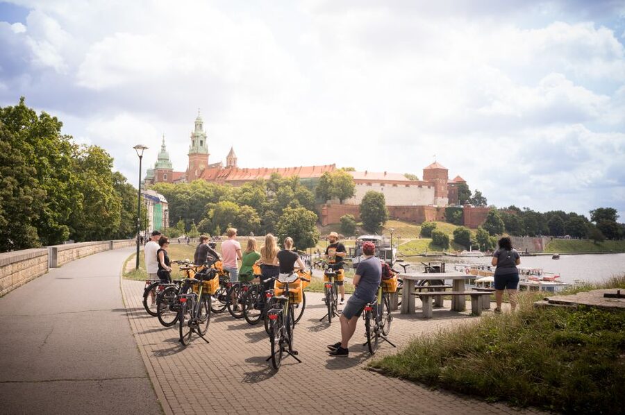 Krakow: Bike Tour of Old Town, Jewish Quarter and the Ghetto - Starting at Sławkowska Street
