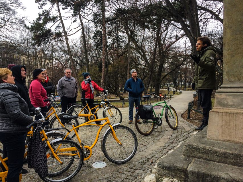 Krakow: Bike Tour of the Old Town, Kazimierz, and the Ghetto - Why a bicycle is a smart way to meet Krakow