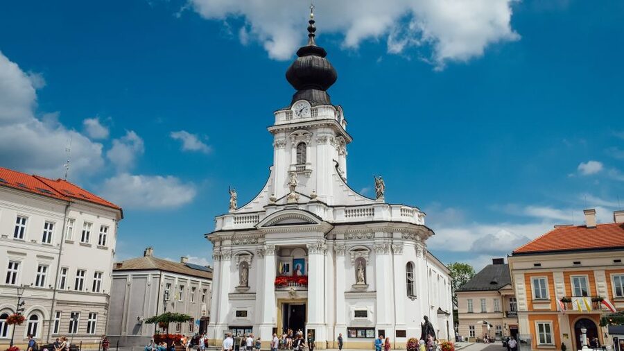 Krakow: Black Madonna of Częstochowa & Home of John Paul II - The long journey to Częstochowa