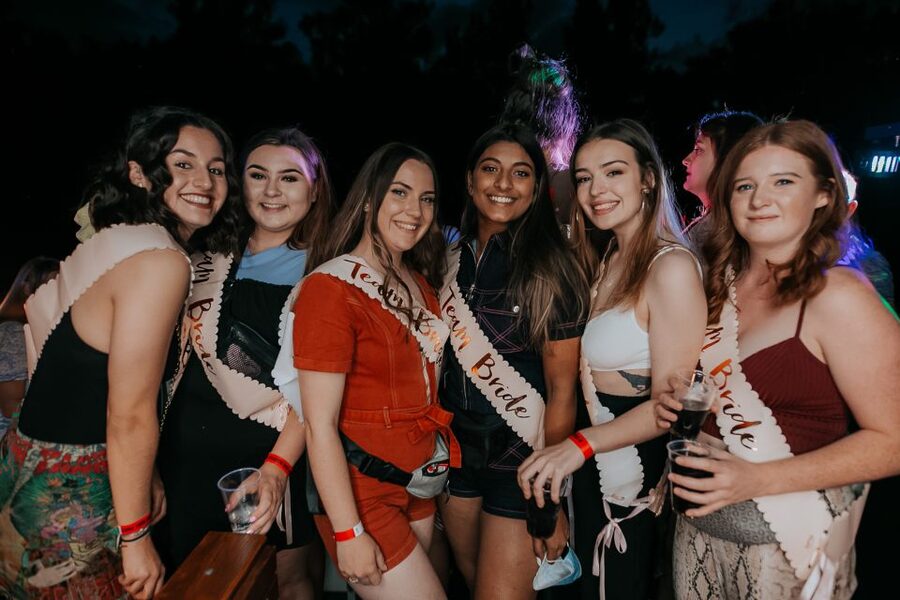 Krakow: Boat Party with Unlimited Drinks - Following the crawl through Krakow’s nightclubs