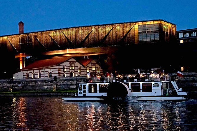 Krakow by night 60 minutes cruise The Vistula River Krakow - Bridges turn the city into a moving panorama