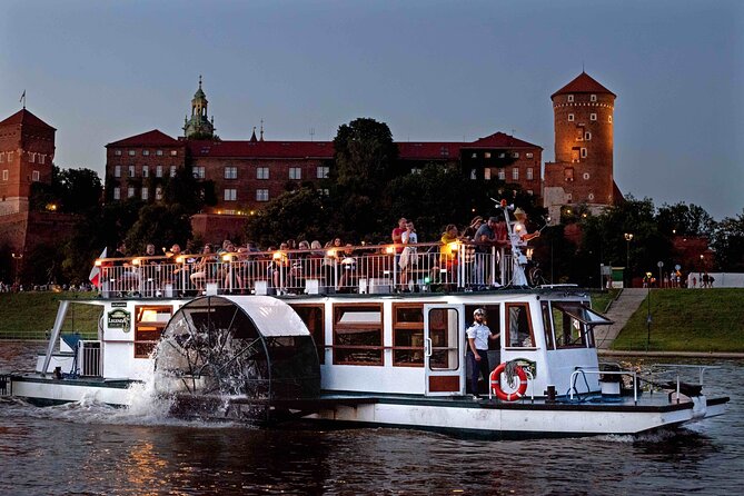 Krakow by night 60 minutes cruise The Vistula River Krakow - Wawel Castle makes the best first impression