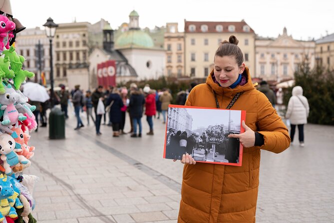 Krakow Christmas Market Immersive Tour - A winter park between city stops
