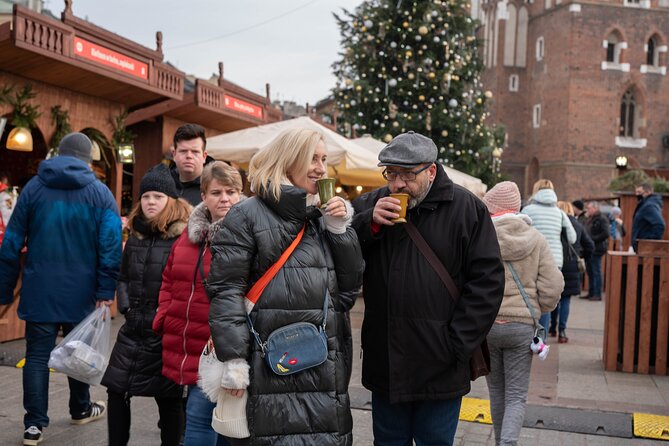 Krakow Christmas Market Immersive Tour - Starting at Plac Mariacki and the Main Square
