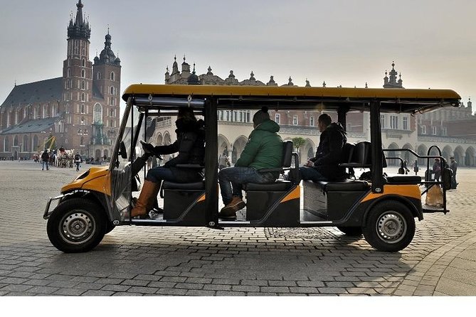 Krakow City Sightseeing by Electric Car - Audio commentary, driver guidance, and photo stops