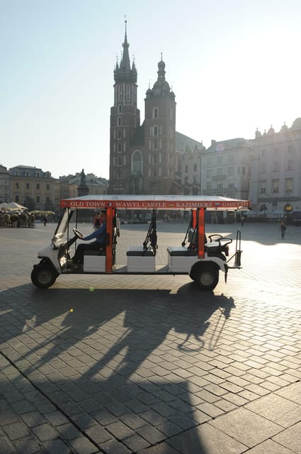 Krakow: City Sightseeing Tour by Golf Cart - Why the golf cart makes sense in Krakow