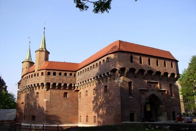 Krakow city tour by electric car - What two hours can and cannot do