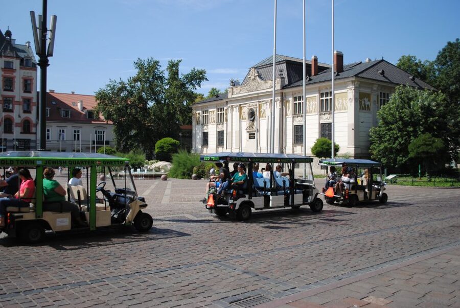 Krakow: City Tour by Golf Cart - Schindler’s Factory and Krakow’s Wartime Story