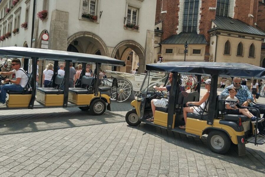 Krakow: Electric Golf Cart Tour of the Old Town - Planty Park and the medieval fortifications