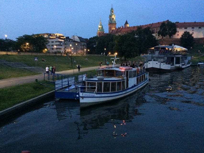 Krakow: Evening Cruise with a Glass of Wine - Wawel Castle and Church on the Rock after dark