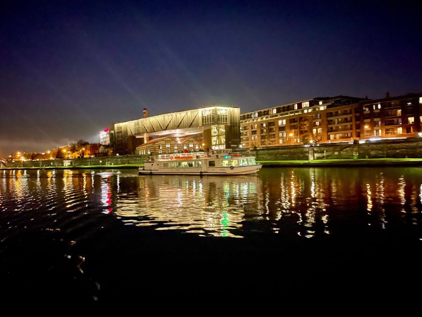 Kraków: Evening or Night River Cruise - Wawel Hill, Zwierzyniec, and the Norbertine convent