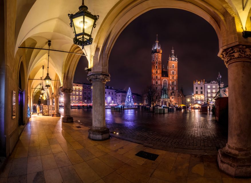 Krakow: Evening Walking Tour with Spooky Stories - Key points to know before you book