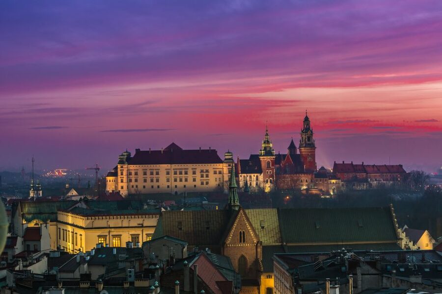 Krakow: Evening Walking Tour with Spooky Stories - Florian Gate and the first taste of Krakow’s dark side