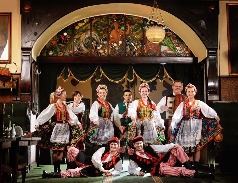 Krakow: Folk Show & 3-Course Dinner at Jama Michalika Café - The café’s character is part of the attraction