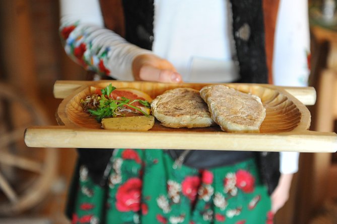 Krakow: Food Tour of 10 Tastings with Pierogi, Vodka & More - Key points at a glance