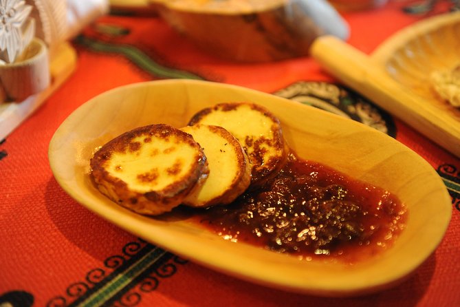 Krakow: Food Tour of 10 Tastings with Pierogi, Vodka & More - Plac Nowy: zapiekanka, vodka and Kazimierz