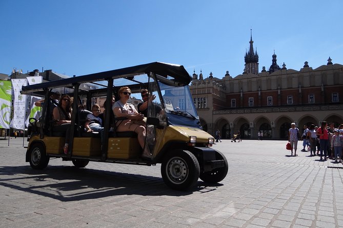 Krakow Grand City Tour by golf cart - All 3 districts - What the guide adds to the audio commentary