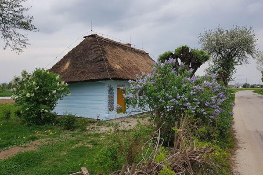 Krakow: Guided Day Tour of Zalipie Village & Museum Entry - How personal the tour can feel