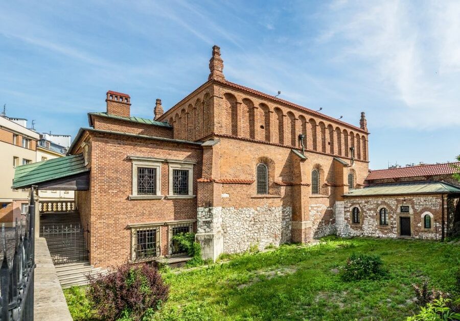 Krakow: Guided Kazimierz Jewish Quarter Walking Tour - Meeting at the Old Synagogue