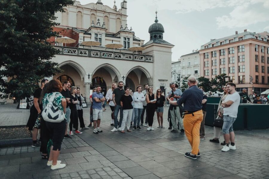 Krakow: Guided Old Town Tour - Inside St. Mary’s Basilica for 20 minutes