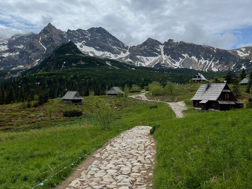 Krakow: Hiking Adventure in Tatra Mountains & Thermal Baths - Two hours at Termy Bukovina