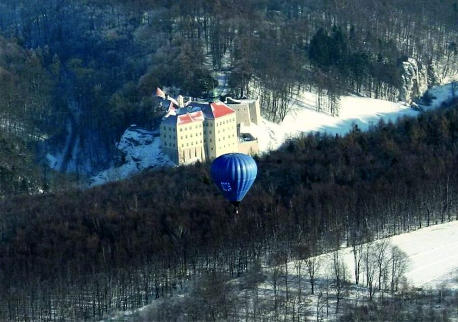 Kraków: Hot Air Balloon Flight with Champagne - Why the $726 price needs a close look