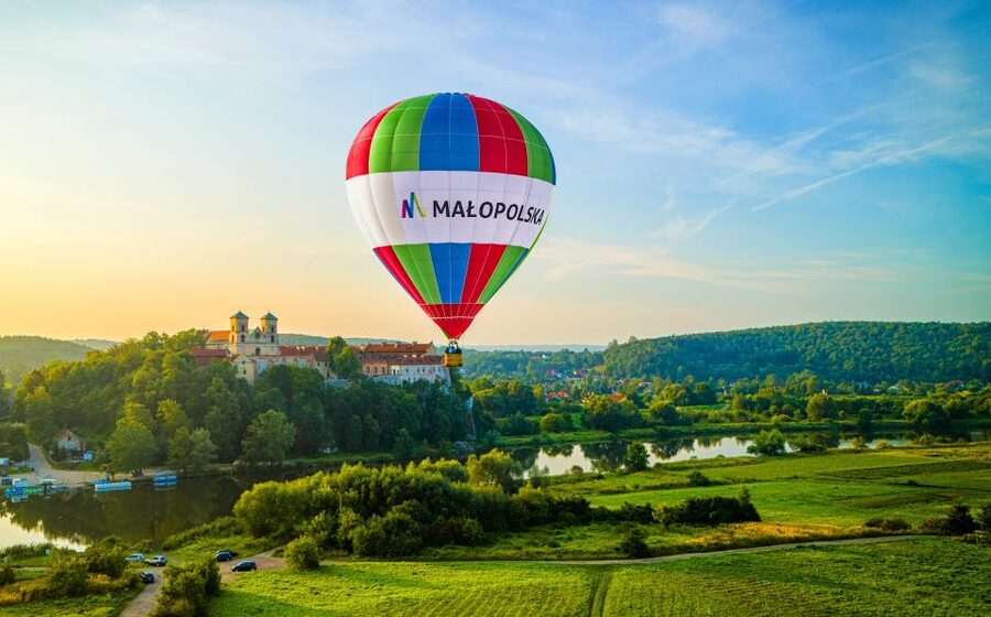 Kraków: Hot Air Balloon Flight with Champagne - What one hour in the air feels like