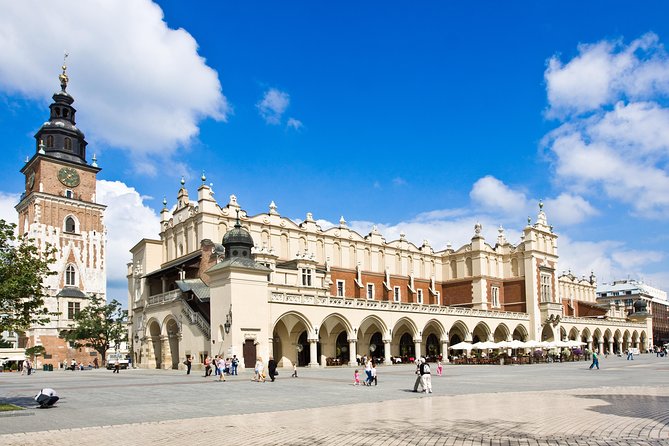 Krakow in a Day: City Tour by Electric Car - Who should choose this ride?