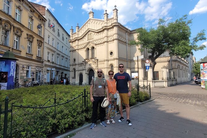 Krakow Jewish District and Ghetto Guided Tour in a Small Group - Jan Karski and the moral weight of the route