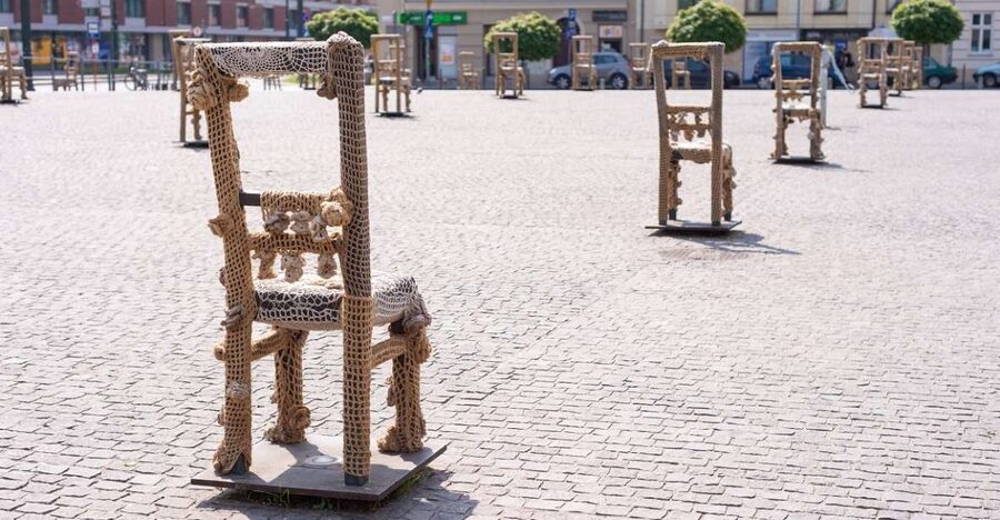 Krakow: Jewish Ghetto Guided Walking Tour - The surviving Ghetto Wall