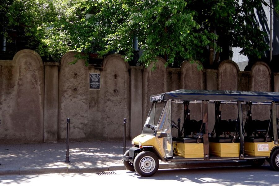 Krakow: Jewish Quarter and Former Ghetto Tour by Golf Cart - Is $34 a fair price for one hour?