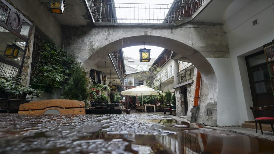 Krakow: Kazimierz Jewish Quarter Walking Tour - How much time should you book?