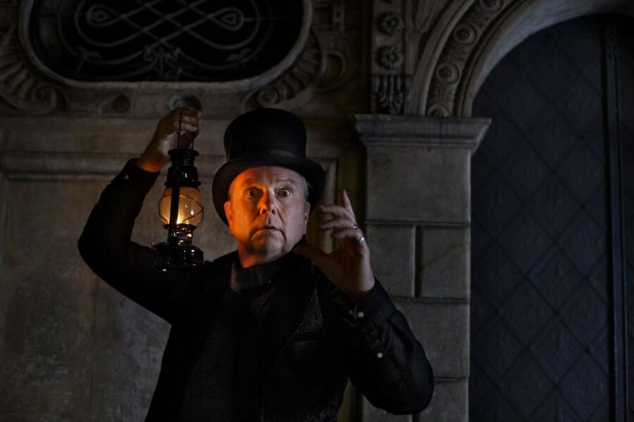 Krakow: Legends and Tales of Old Town Walking Tour - Why the guide matters more than the costume