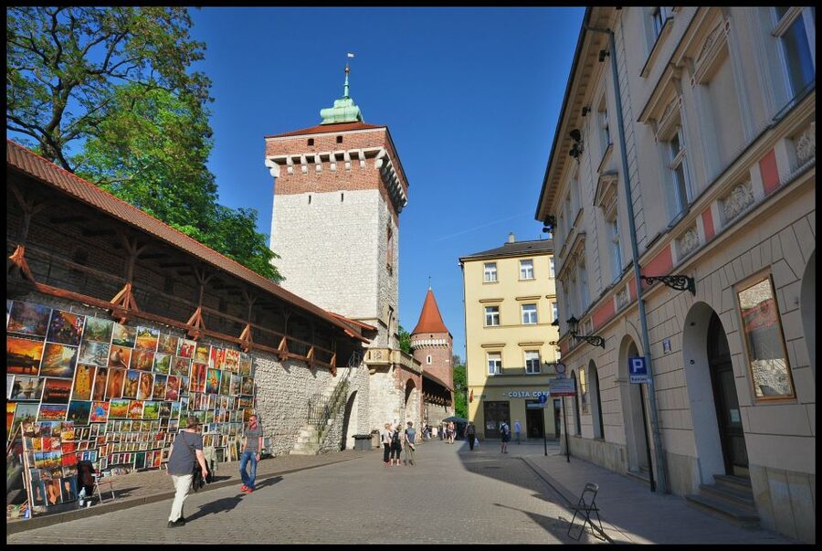 Kraków old town and jewish quarter® - Wawel Hill and the symbols of Polish power
