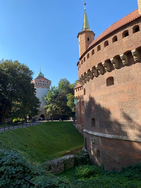 Krakow: Old Town and Kazimierz Guided Bike Tour - Schindler’s List Passage and the road to the former ghetto