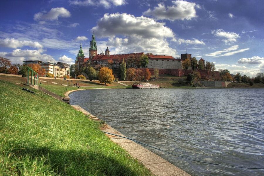 Krakow: Old Town Highlights Private Walking Tour - Starting at the Krakow Barbican