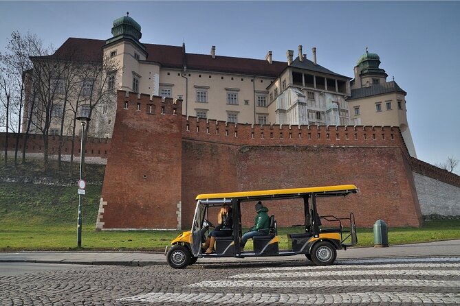 Krakow: Old Town, Jewish Kazimierz and Ghetto Sightseeing by Electric Golf Cart - The guide can make or break the ride