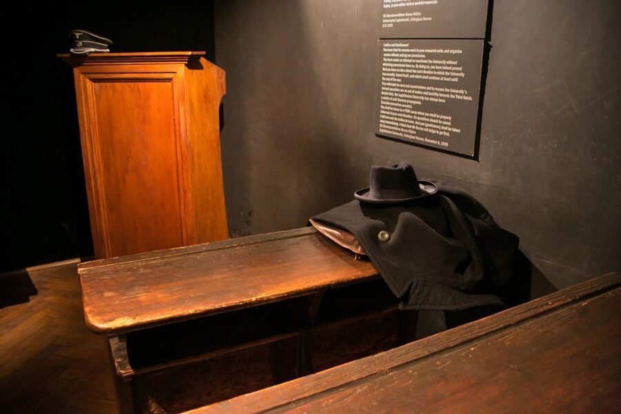 Kraków: Oskar Schindler's Factory Tour and Admission Ticket - Languages, pace, and the best way to prepare