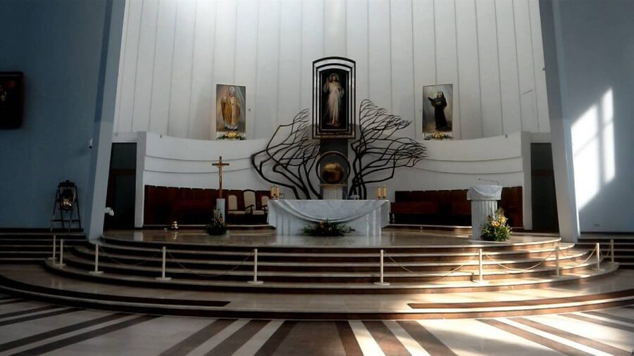 Krakow: Pope John Paul II Guided Tour with Home & Sanctuary - Why this six-hour trip matters